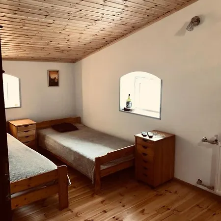 U Wlochow Rozanka Kolo Miedzylesia Przyjazny Zwierzetom Domowym Miedzylesie  Exterior photo