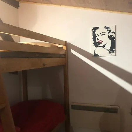 U Wlochow Rozanka Kolo Miedzylesia Przyjazny Zwierzetom Domowym Miedzylesie  Exterior photo